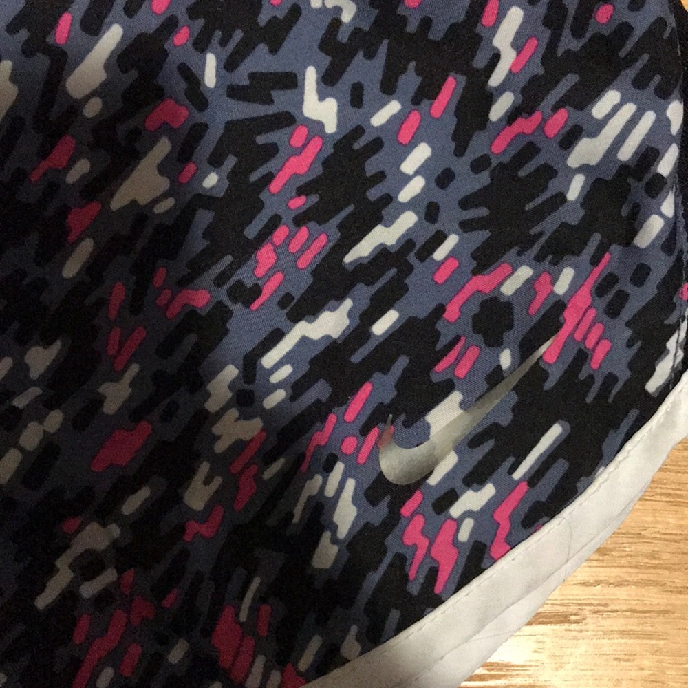Running shorts - Picture 2 of 3